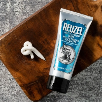 Pasta do stylizacji włosów matowa Reuzel Matte średnio utrwalająca 100 ml